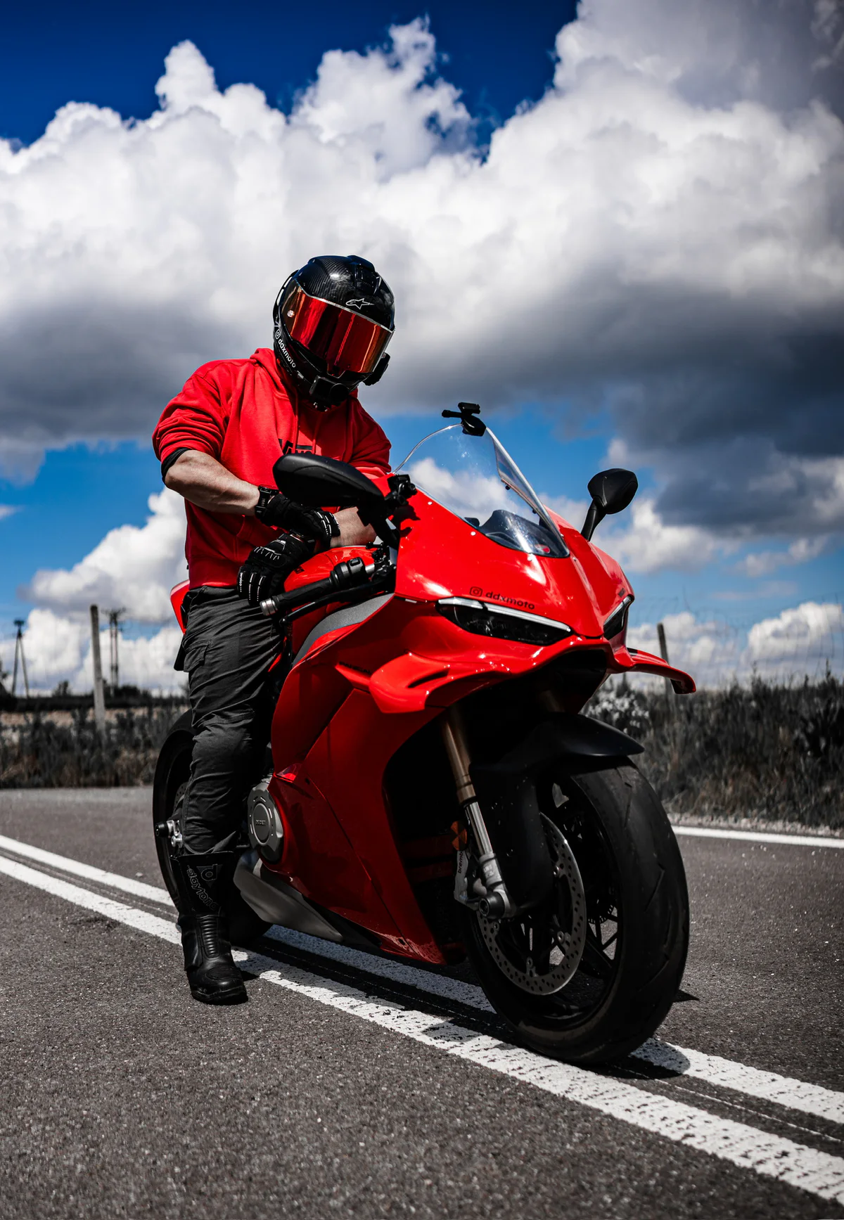 DDXMoto i czerwone Ducati Panigale